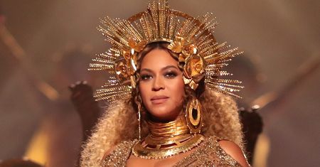 Beyonce na gali Grammy 2017. Gwiazda po raz pierwszy pokazała się publicznie po ogłoszeniu ciąży