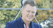 Rafał Brzozowski w preselekcjach na Eurowizję 2017! Wygra eliminacje z piosenką "Sky Over Europe"?