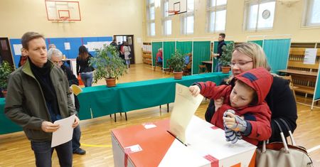 Warszawa: wciąż rośnie rejestr wyborców