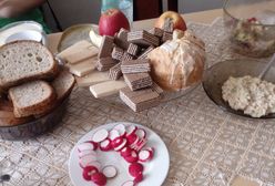 Rodzic przyniósł ciasto, nauczyciele podziękowali oklaskami