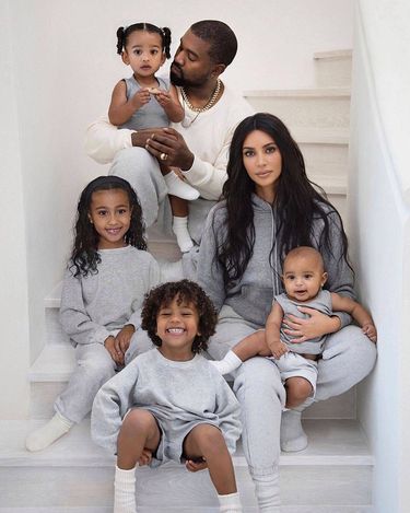 Kim Kardashian - rodzinne zdjęcie na święta 2019