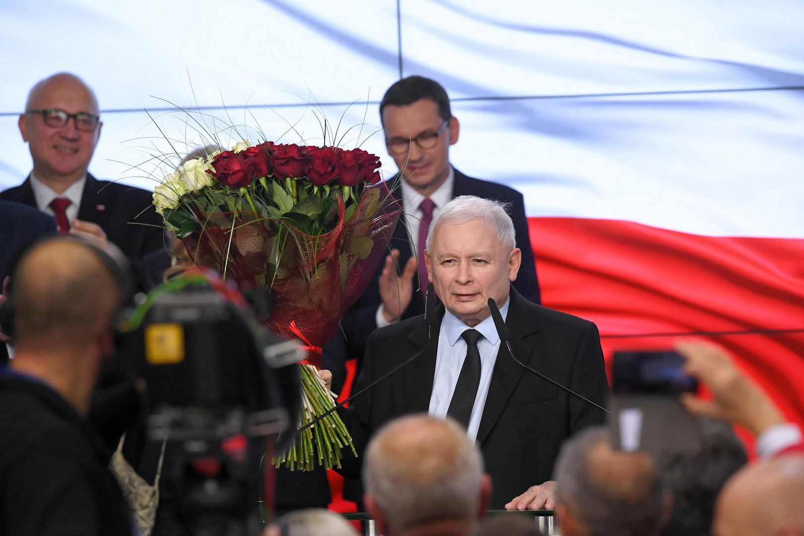 "Niezadowolony”. Ekspertka od wystąpień oceniła powyborcze przemówienie Kaczyńskiego 