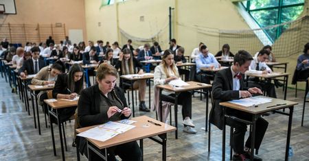 Egzamin gimnazjalny 2019 rozpocznie się w środę, 10 kwietnia. Czy strajk nauczycieli poskutkuje jego dowołaniem?