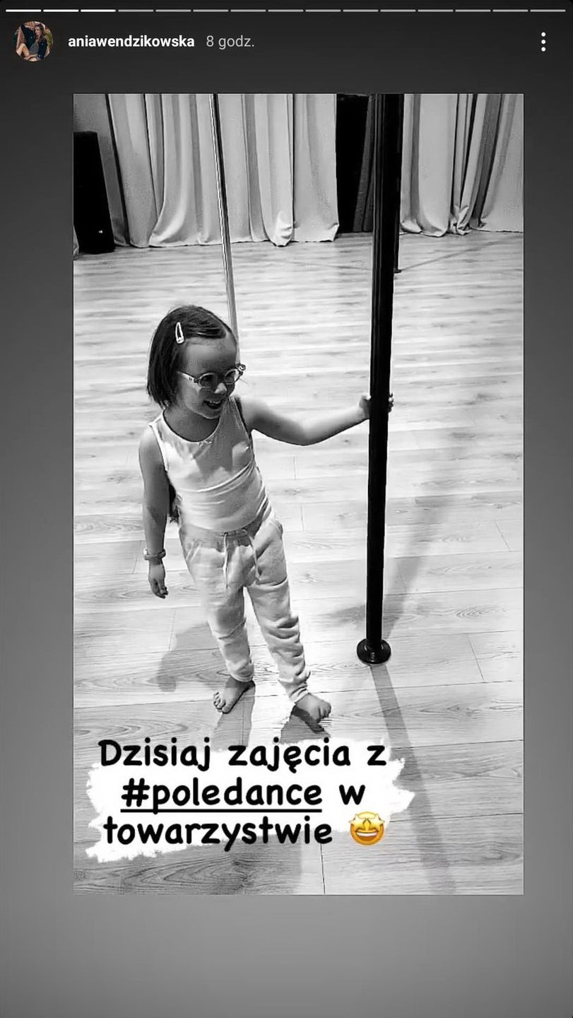 Ania Wendzikowska i jej 5-letnia córka ćwiczą pole dance