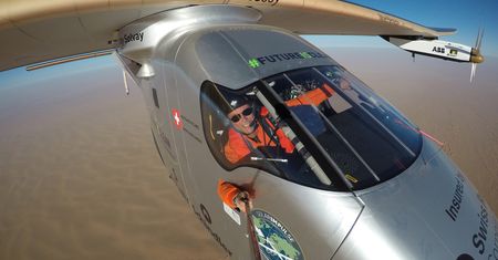 "Lotnictwo to nie kozioł ofiarny". Bertrand Piccard uderza w ekologów i polityków