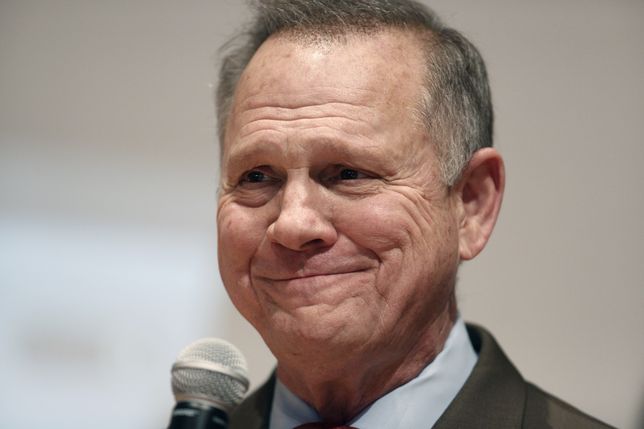 Roy Moore kolejną ofiara Sachy Barona Cohena.