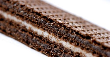 Wafle cukrowe z kremowym nadzieniem bez dodatku cukru