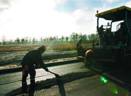 Młodzi wolą pracować za granicą