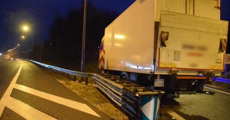 Jechał po autostradzie zygzakiem. Trudno uwierzyć, ile promili miał kierowca