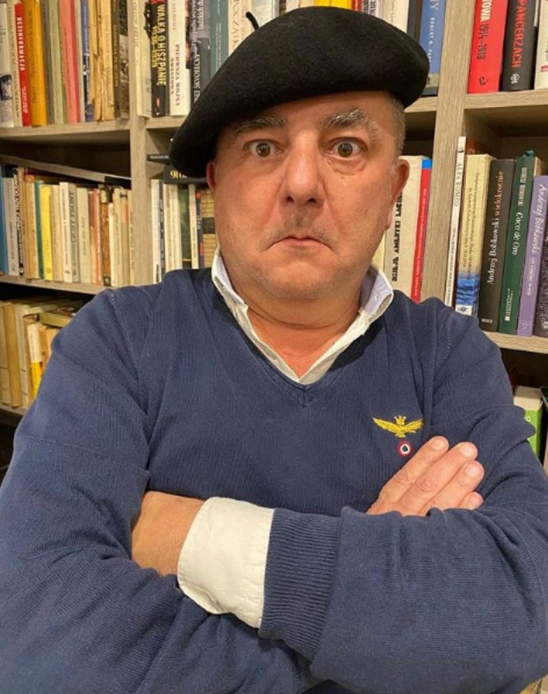 Wakacyjny Kuba Wojewódzki raczy się chorwackim winem w towarzystwie