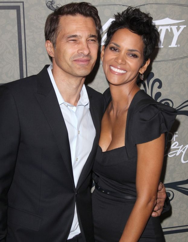 Były mąż Halle Berry "Nie biłem jej! To Wesley Snipes uszkodził jej ucho!" Pudelek