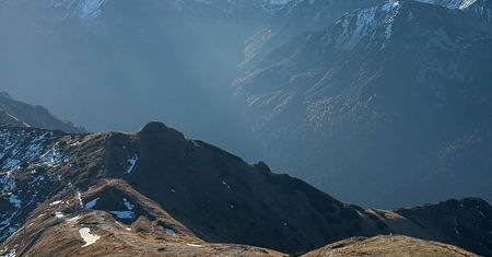 Halny uderza w tatry.