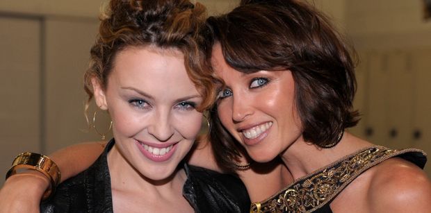 Dannii Minogue wspomina młodość w cieniu sławnej siostry: "Mówili, że Kylie jest ode mnie lepsza, BO JEST CHUDA"