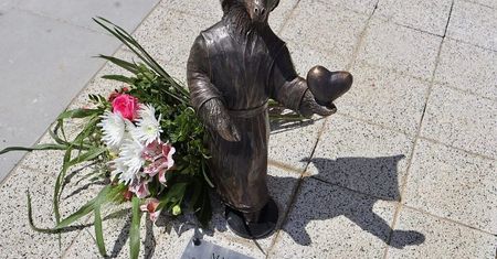 Nowy koziołek na historycznym szlaku Lublina. Szarytka Marianna z sercem na dłoni [zdjęcia]
