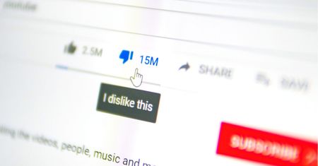YouTube walczy z hejtem. Serwis usuwa licznik "kciuków w dół"