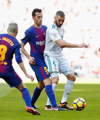 La Liga. FC Barcelona - Atletico Madryt na żywo. Gdzie oglądać to spotkanie? Czy zagra Robert Lewandowski?