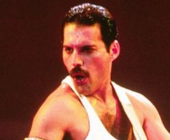 Ostatnie zdjęcie Freddiego Mercury'ego. Zrobił je partner wokalisty "Queen"