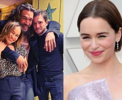 "Gra o tron". Emilia Clarke świętuje 33. urodziny. Towarzyszyli jej Kit Harington i Jason Momoa (FOTO)