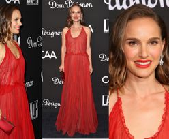 Dostojna Natalie Portman olśniewa uśmiechem w czerwonej sukience Diora