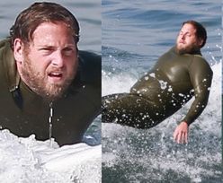 Surfer Jonah Hill ŁAPIE FALE na plaży w Malibu (ZDJĘCIA)