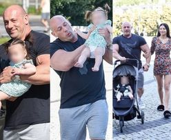 Rodzinny Robert Burneika prezentuje siłę mięśni, pakując córkę do spacerówki (ZDJĘCIA)
