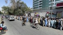 Nowa rzeczywistość w Afganistanie. Mieszkańcy Kabulu podejmują rozpaczliwe decyzje