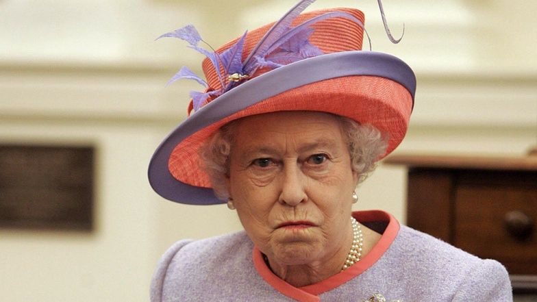Królowa Elżbieta wydała oświadczenie o koronawirusie: "Wkraczamy w czas OGROMNYCH ZMARTWIEŃ i niepewności"