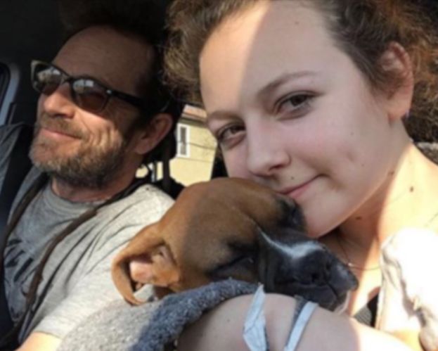 Oburzona Sophie Perry reaguje na hejt internautów po śmierci ojca: ''Tak, czuję się zraniona i smutna!''