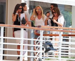 Joanna Przetakiewicz w Cannes śmieje się i macha do paparazzi (ZDJĘCIA)
