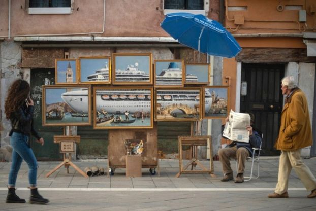 Banksy wystawił swoje prace w Wenecji bez zezwolenia. Przegoniła go straż miejska