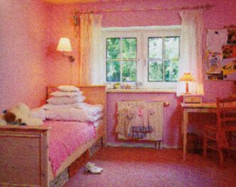 Tola mieszka w różowym pokoju! 