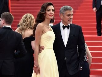 Clooneyowie chcą wychowywać bliźniaki jak Kate i William. "Ich dom jest podobny do królewskiej posiadłości"