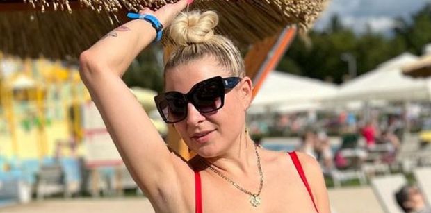 Magdalena Narożna pokazuje zdjęcia w bikini bez przeróbek i filtrów. Fani chwalą: "BARDZO NATURALNIE" (ZDJĘCIA)