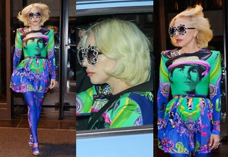 Kolorowa Lady Gaga w sukience z podobizną Eltona Johna