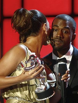 BEYONCE: "Kanye stanął w obronie sztuki!"