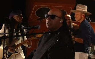 Daft Punk, Pharell Williams i Stevie Wonder śpiewają "GET LUCKY"!