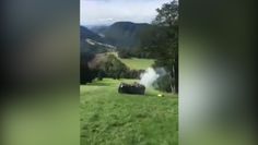 Dramatyczny wypadek w górach. Samochód ratowników dachował