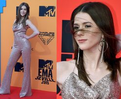 MTV EMA 2019: Cekinowa Roksana Węgiel paraduje po czerwonym dywanie w Sewilli (FOTO)
