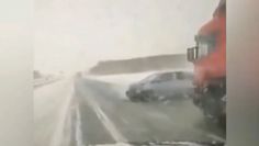 Tragiczny finał poślizgu na autostradzie w Rosji