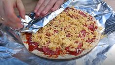 Pizza pieczona na 12 tys. zapałek. Szalony kulinarny test ukraińskiego Youtubera