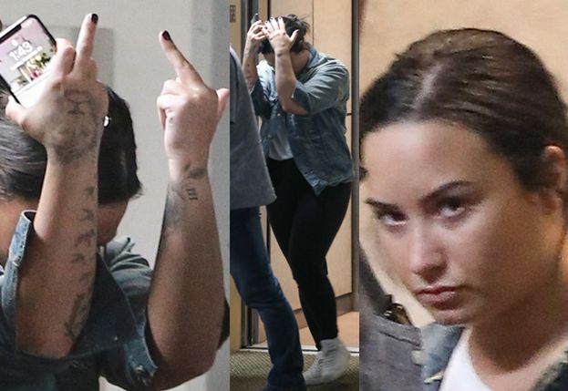 Wściekła Demi Lovato pokazuje "faki" fotoreporterom (FOTO)