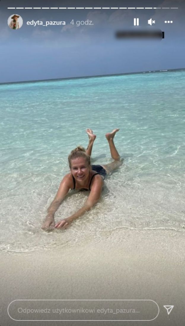 Edyta Pazura WYPINA POŚLADKI i żartuje z Czarka na plaży na Malediwach. "D*PNE ZDJĘCIE" (ZDJĘCIA)