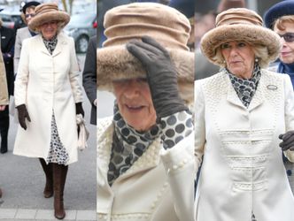 Księżna Camilla i jej wielka futrzana czapa spieszą podziwiać wyścigi konne