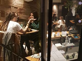 Elegancka Wieniawa przyłapana na randce z Baronem w restauracji (TYLKO U NAS)