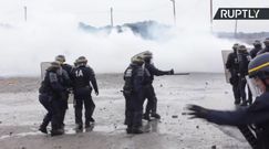 Francja: starcia w Calais w czasie nielegalnej manifestacji. W ruch poszły kamienie, trzech policjantów rannych
