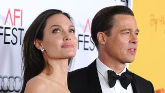 Wyciekły SZOKUJĄCE szczegóły awantury Brada Pitta i Angeliny Jolie w samolocie. Pitt miał WYZYWAĆ syna i żonę. "Wrzeszczał, że ROZPIE*RZA ICH RODZINĘ"