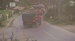 Kolumbijski autobus z pasażerami przewrócił się na bok