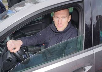 Krzysztof "Diablo" Włodarczyk znów w formie: bez prawa jazdy prowadził poszukiwany samochód