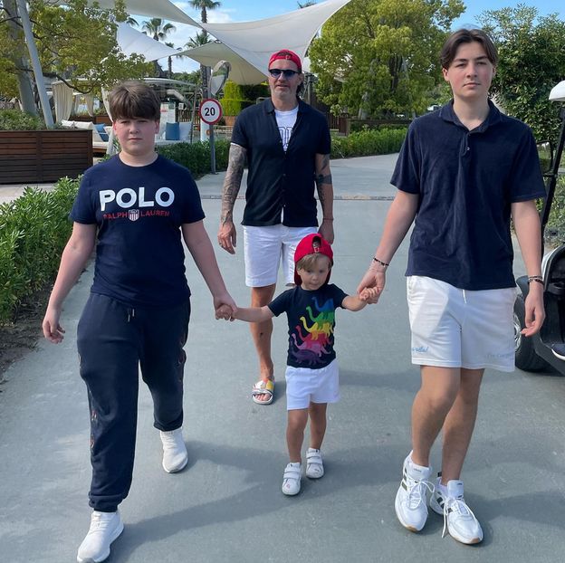 Radosław Majdan wyznaje, jak zmieniła go rodzina: "Kiedyś łycha na stole, impreza. Dziś woda mineralna"