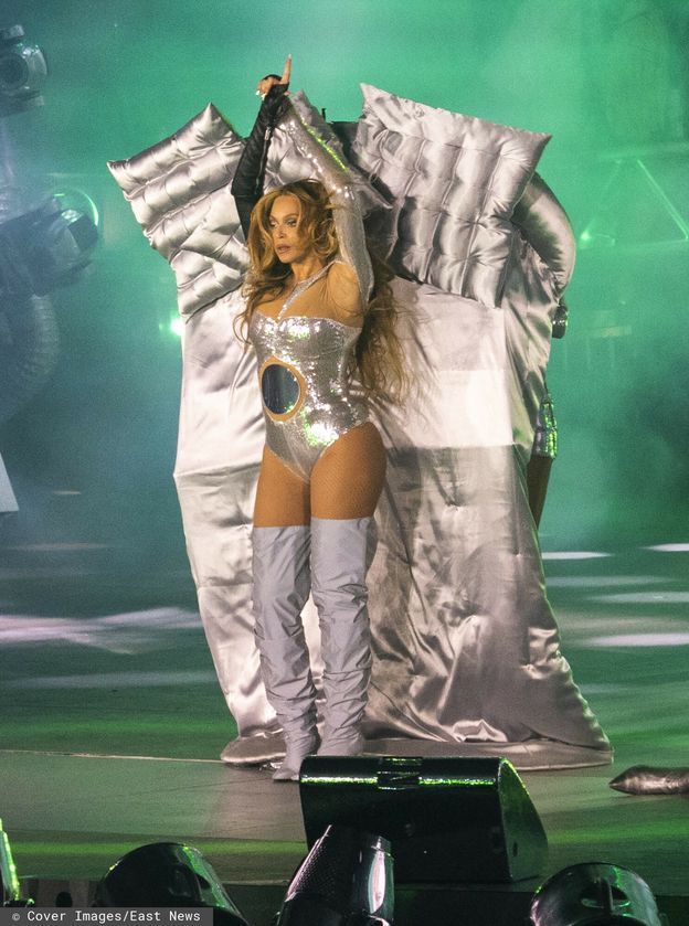 TYLKO NA PUDELKU: Tłumy czekają na koncert Beyonce przed PGE Narodowym. "Stoją w kolejce od WCZORAJSZEGO WIECZORU" (FOTO)